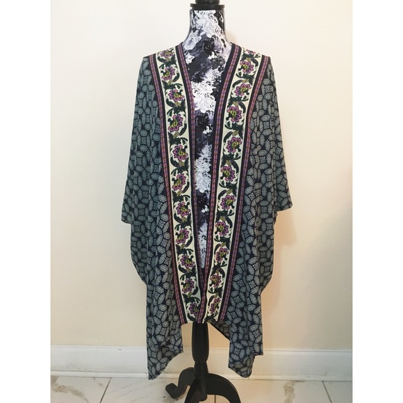 Blueh Ciel Sweaters - Blueh Ciel Blue Floral Pattern Kimono